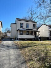 Building Photo - 39 Delafield St