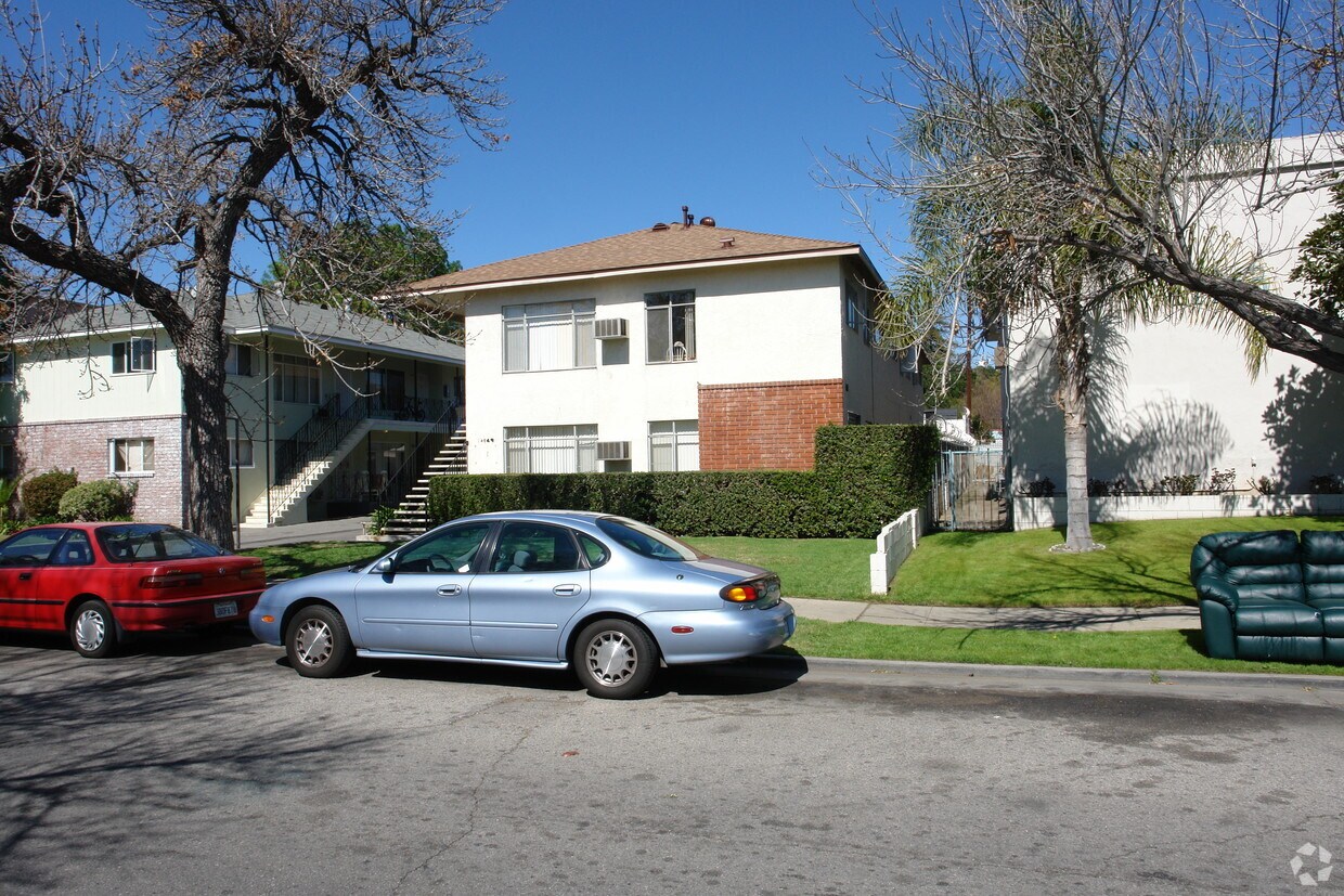 Building Photo - 14149 Gilmore St