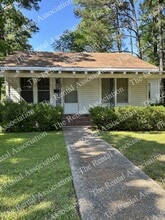 Building Photo - 309 E Texas Ave