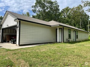 Building Photo - 14985 Crockett Rd