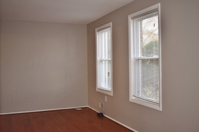 Building Photo - 5059 Berwyn Rd