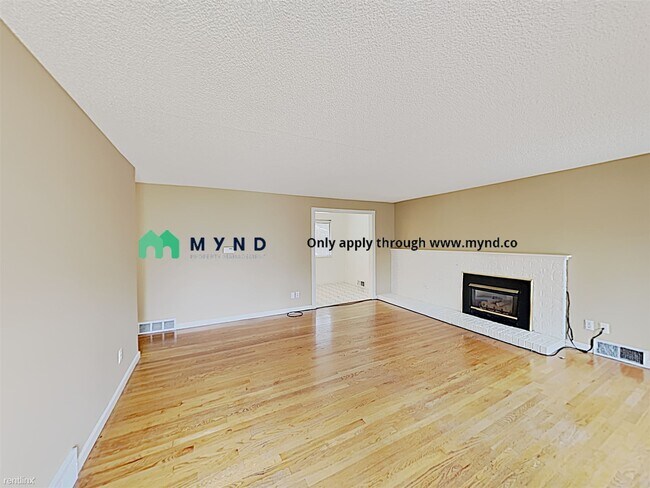 Foto del edificio - 3 br, 1 bath House - 1623 106th Ave SE