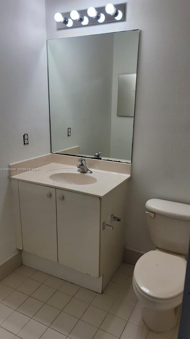 Foto del edificio - 8353 SW 26 th St
