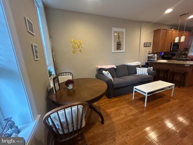 Foto del edificio - 530 N 15th St