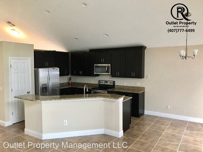 Foto del edificio - 5741 Stafford Springs Trail