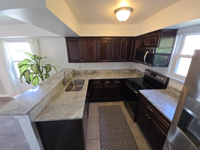 Foto del edificio - 2207 Rockbridge Rd