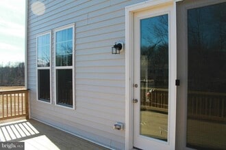 Building Photo - 109 Sequoia Dr