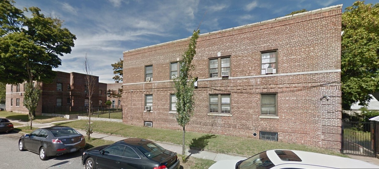 212-03/19, 102 Ave Queens Village NY 11429 - 212-11 102nd Ave
