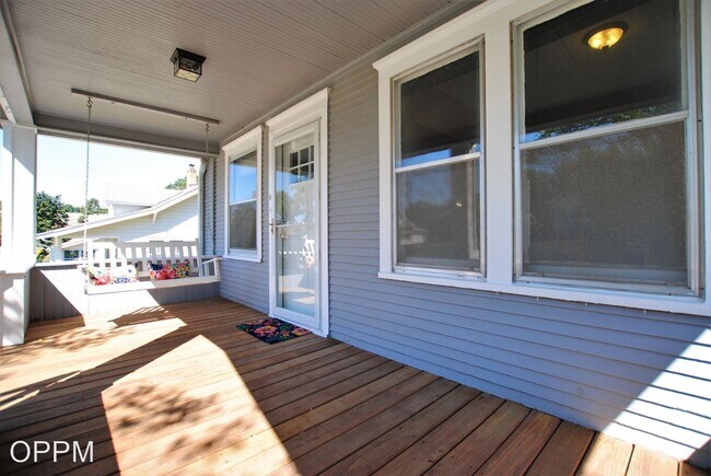 Foto del edificio - 2 br, 2 bath House - 4316 Chicago Street