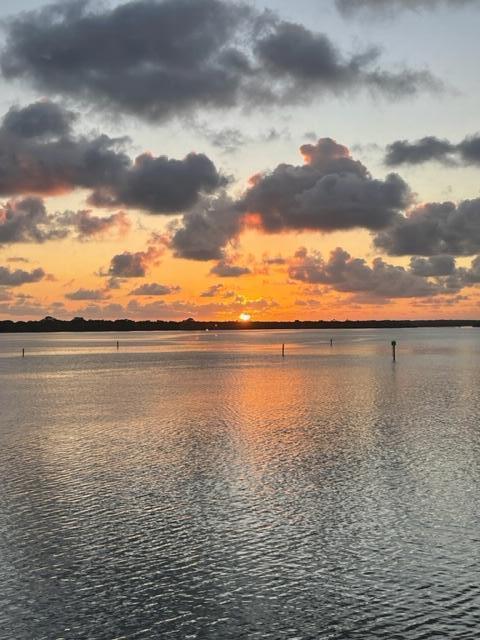 52 Yacht Club Dr Unit 308  