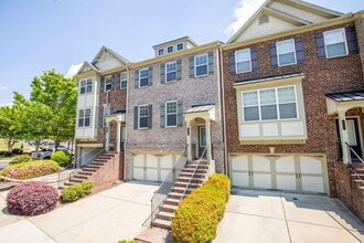 Building Photo - 2069 Cobblestone Cir NE