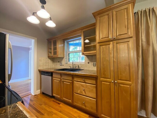 Foto del edificio - 2717 Jamie Cir