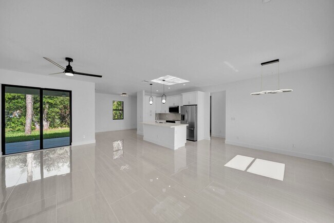 Foto del edificio - 73 Flamingo Blvd