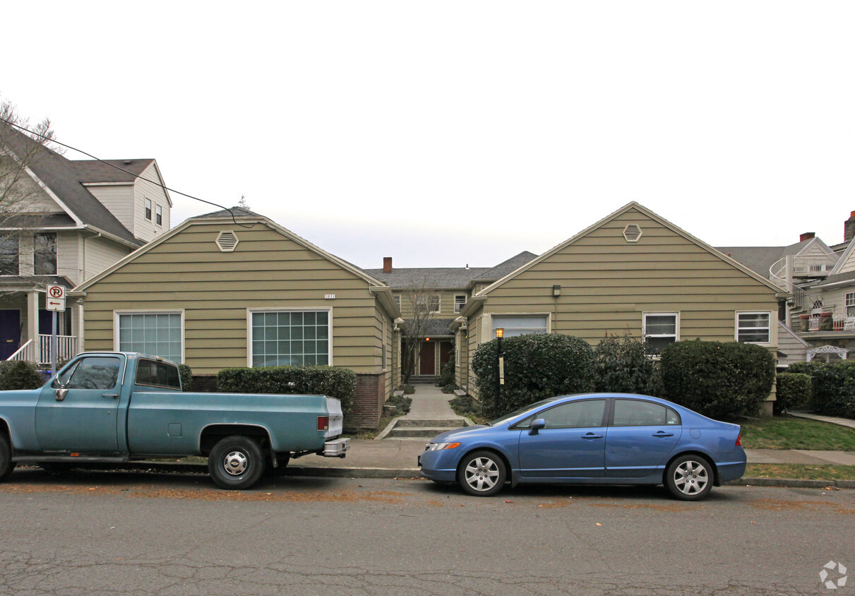 Primary Photo - Stanford Court