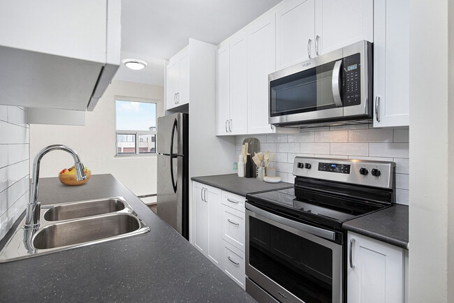 Building Photo - Fairlea Apartments