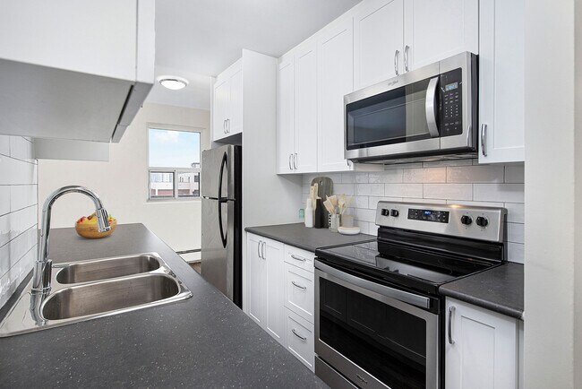 Building Photo - Fairlea Apartments