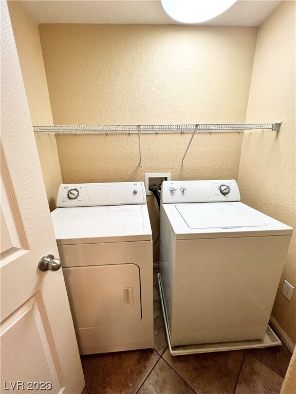 Foto principal - 7701 W Robindale Rd