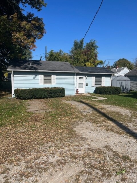 Primary Photo - 2391 N Ridge Rd