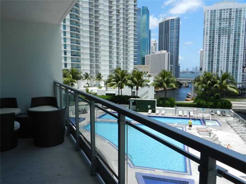 Foto principal - 90 SW 3rd St