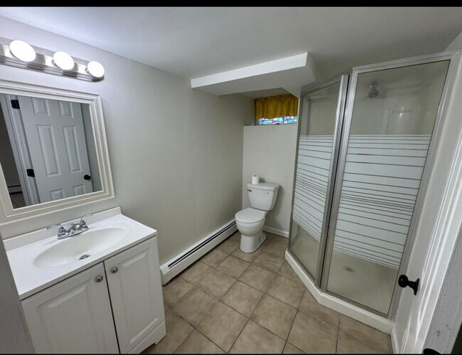 Foto del edificio - 522 Bayport Ave