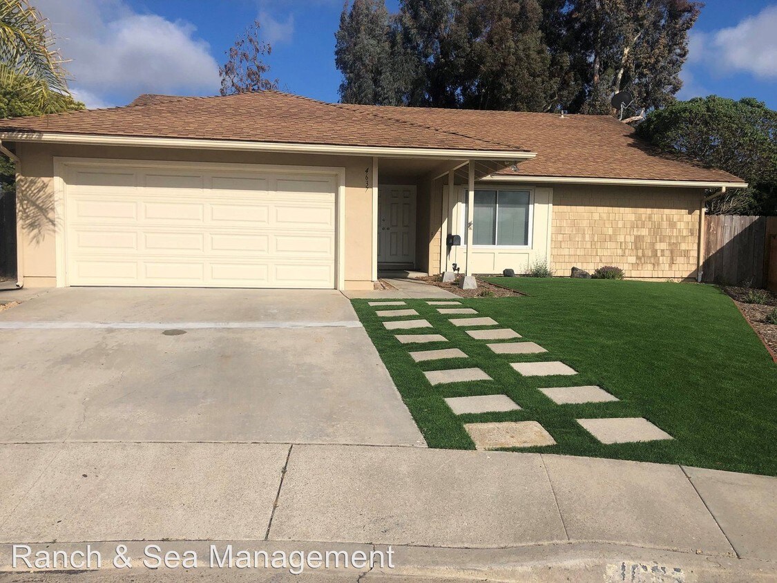 Primary Photo - 3 br, 2 bath House - 4637 Benhurst Ave.