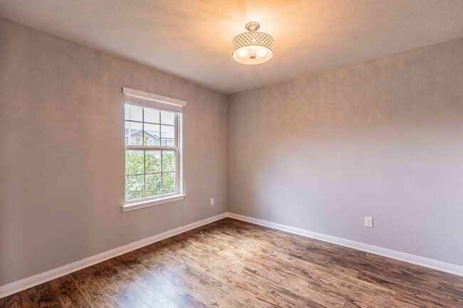 Building Photo - 2529 McCrae