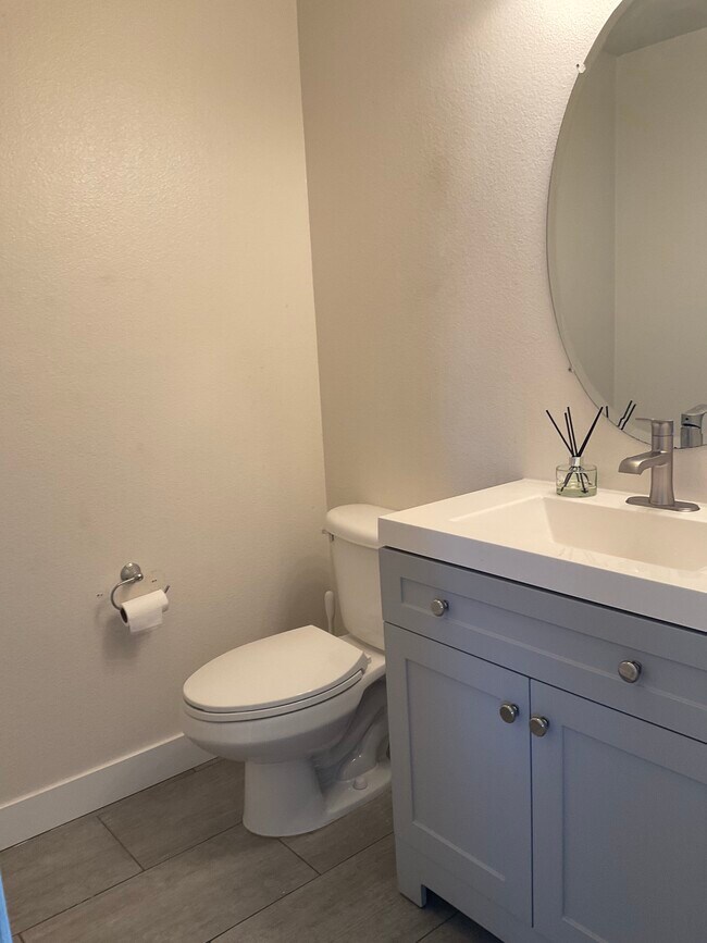 Foto del edificio - 2982 Shoreline Cove Ct