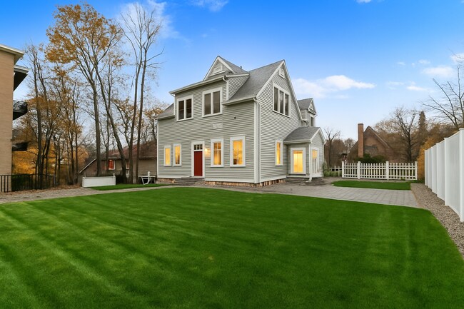 Foto del edificio - 14 Newell Rd