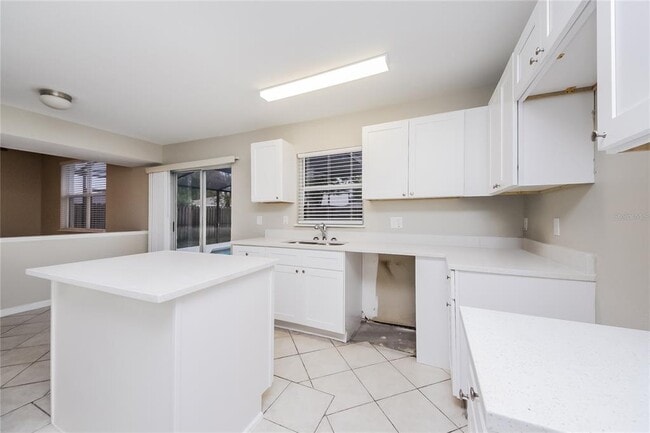 Building Photo - 4355 Pembridge Ave