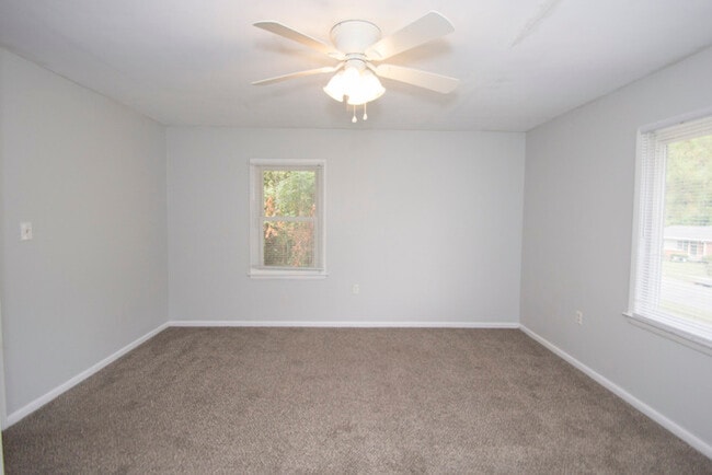Foto del edificio - 3416 Truman St
