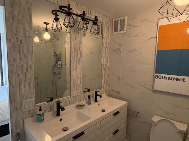 Photo - E Walton St Apartment