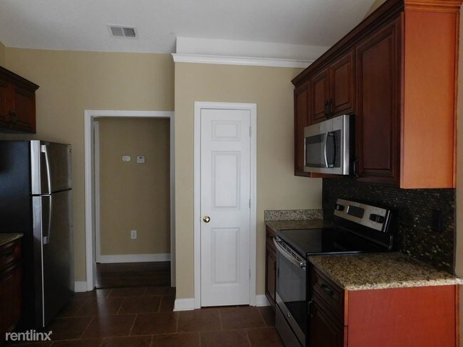 Foto del edificio - 3 br, 2 bath House - 7790 Jane Ayre Dr