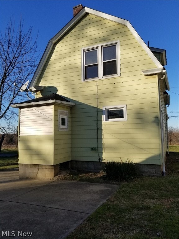 Building Photo - 607 Dickson St