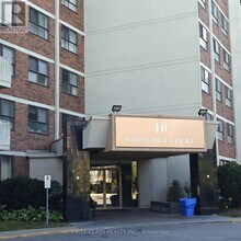 Building Photo - 10 Stonehill Ct