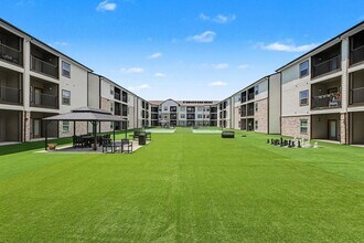 Building Photo - Park Residences Plano 55+ Cottages & Apartments