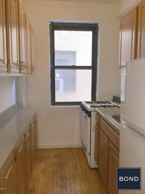 Building Photo - 145 Seaman Ave