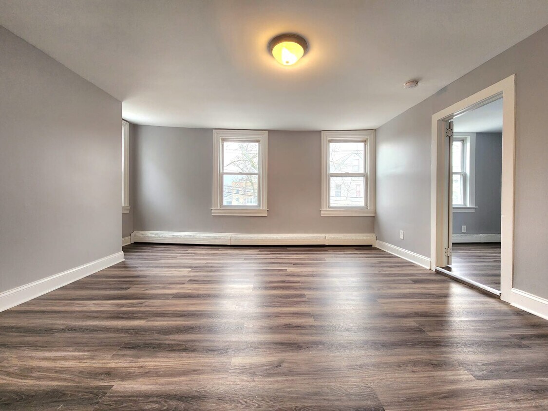 85 Bell Street, Orange, NJ 07050 Townhouse for Rent in Orange, NJ