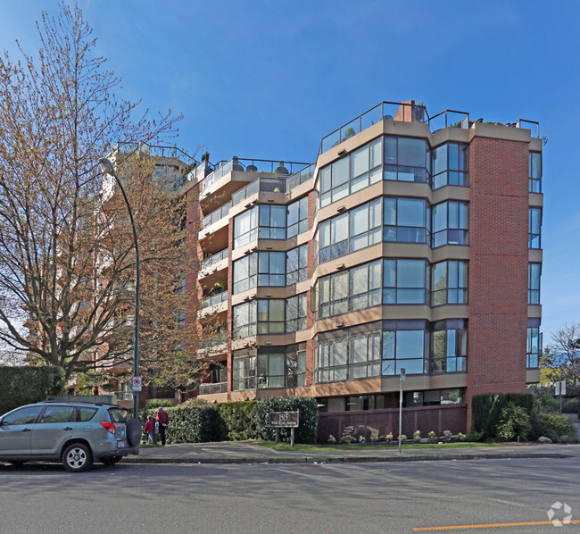 Building Photo - Harbour Cove