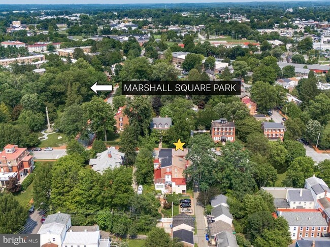 Building Photo - 318 N Matlack St
