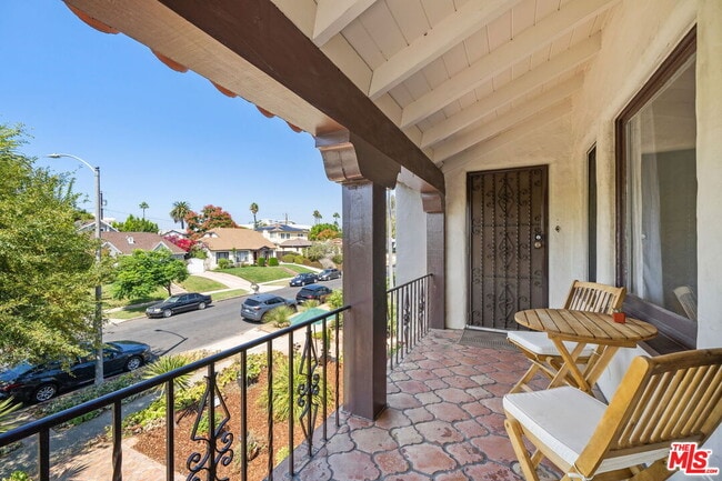 Building Photo - 1556 S Ogden Dr