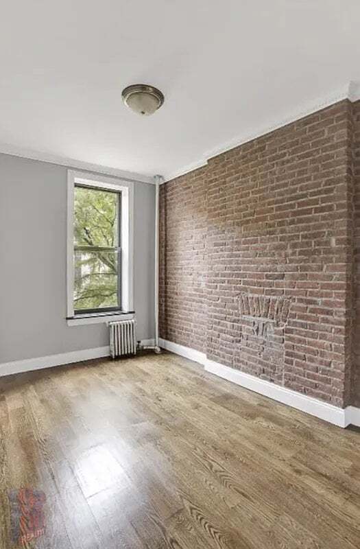 Foto del edificio - 438 W 52nd St