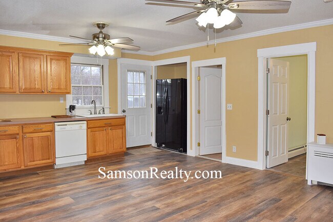 Foto del edificio - 345 Smith Hill Rd