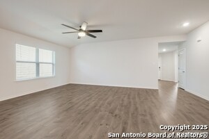 Foto del edificio - 4848 Closed Grip Wy