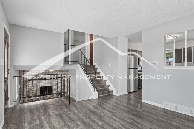 Photo - 2399 Jet Wing Dr House