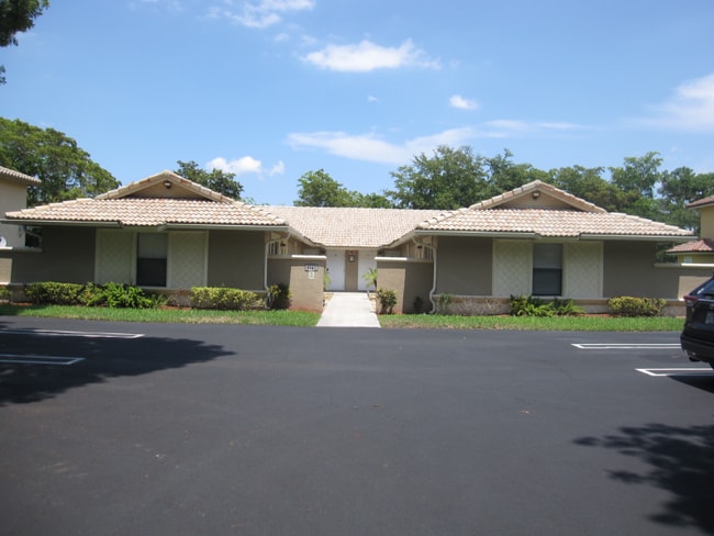 Building Photo - 4141 NW 114th Ave