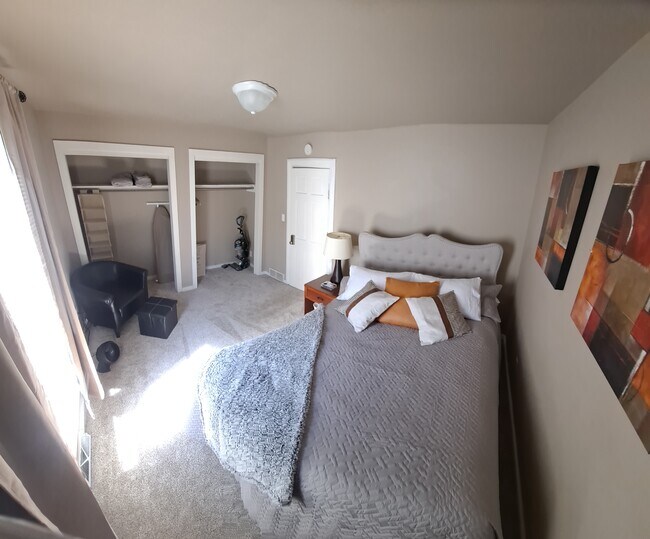 Foto del edificio - 2415 Gowen St