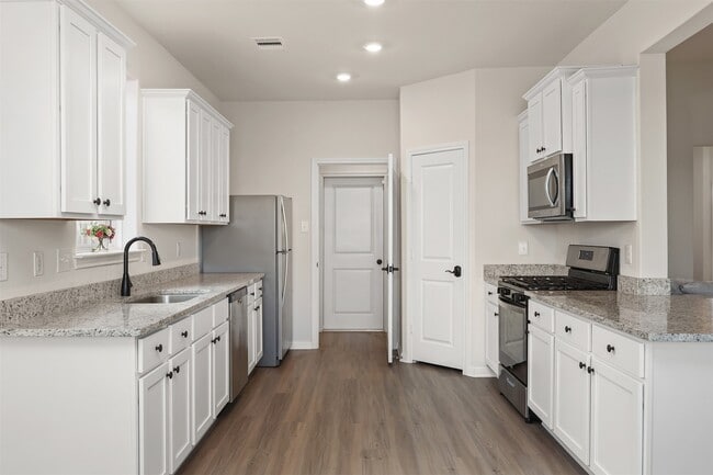 Building Photo - 14213 Freeboard Dr