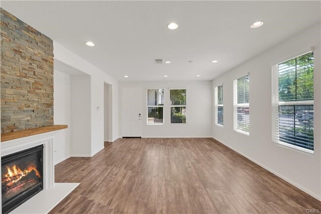 Building Photo - 15723 Parkhouse Dr