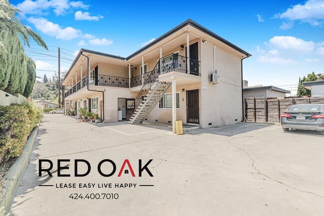 Building Photo - 1361 Yosemite Dr