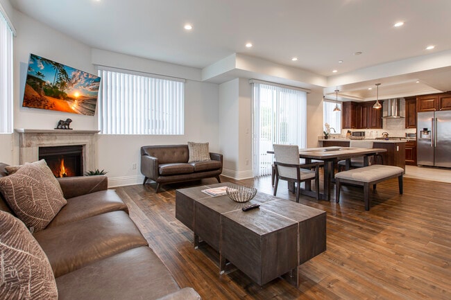 4 bedroom living room - Chalmers Luxury Condos - Fully Furnished